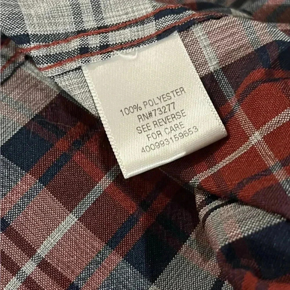 Croft and Barrows size L quick dry plaid button down EUC - Picture 9 of 9